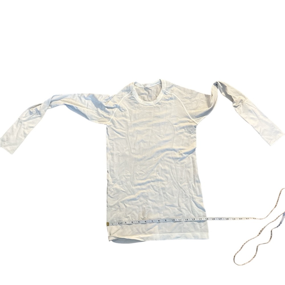LULULEMON long sleeve swiftly 6 white